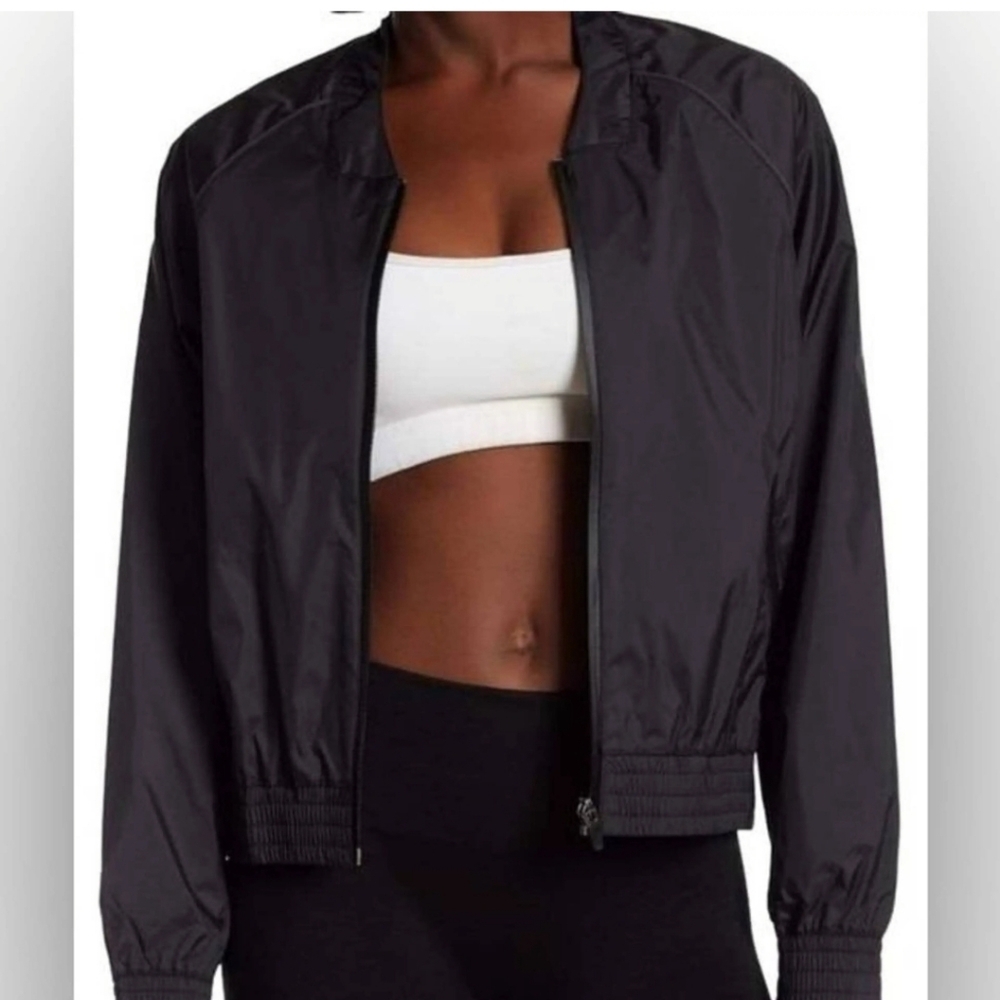 Ivy Park Technical Bomber Zip Jacket Black M Windbreaker Athletic Performance - Picture 1 of 9